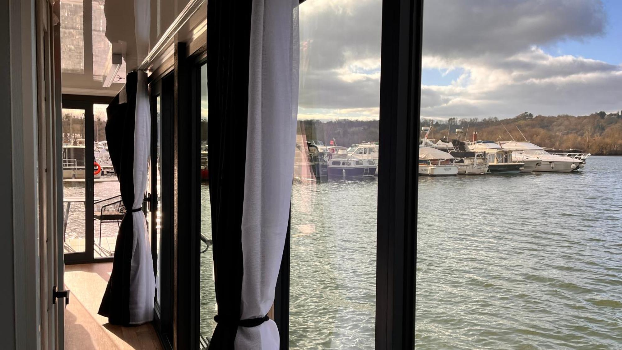 L'Escale Royale Saint-Martin-La-Garenne Port Ilon - Seine - Giverny المظهر الخارجي الصورة