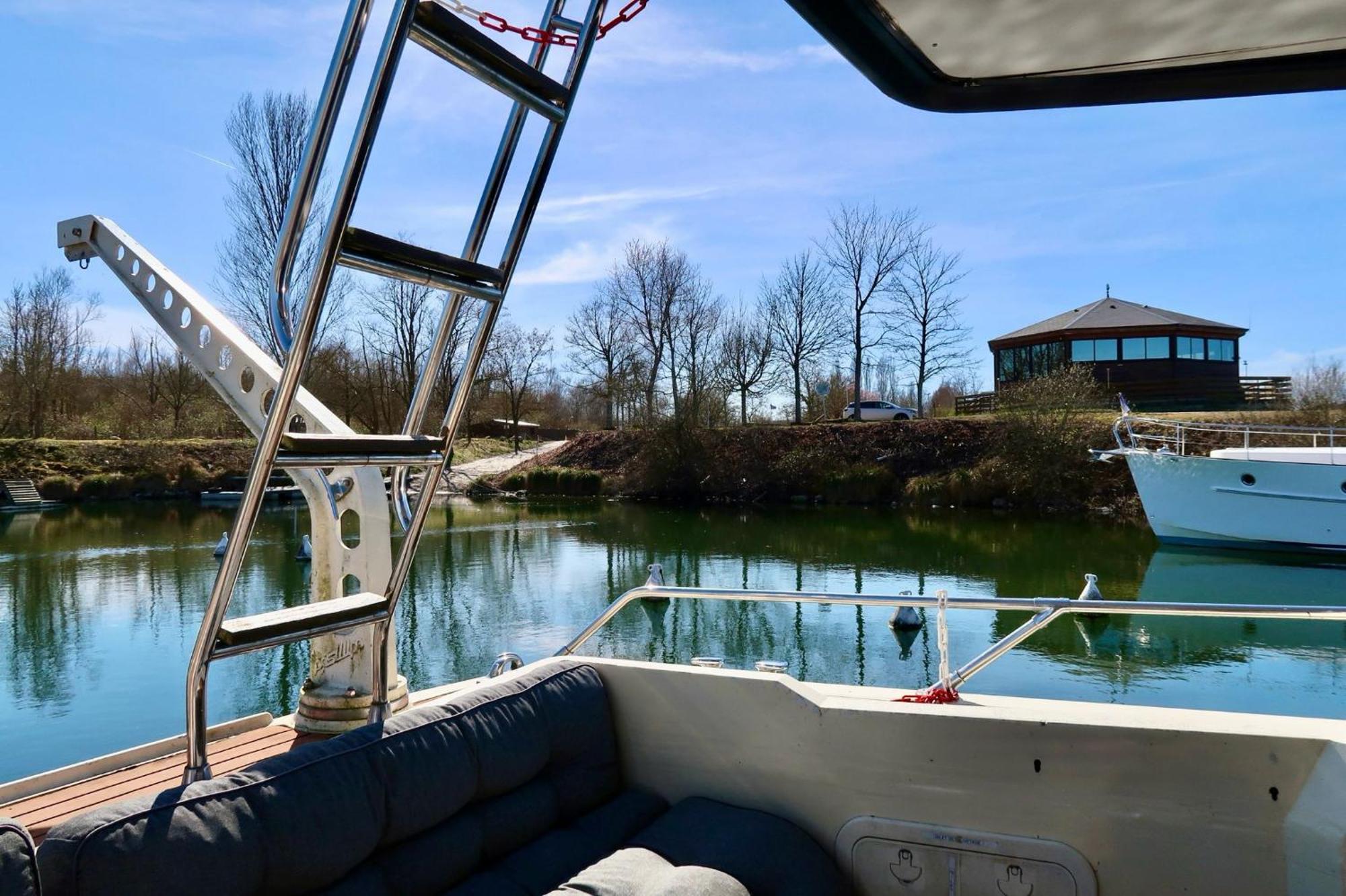 L'Escale Royale Saint-Martin-La-Garenne Port Ilon - Seine - Giverny المظهر الخارجي الصورة