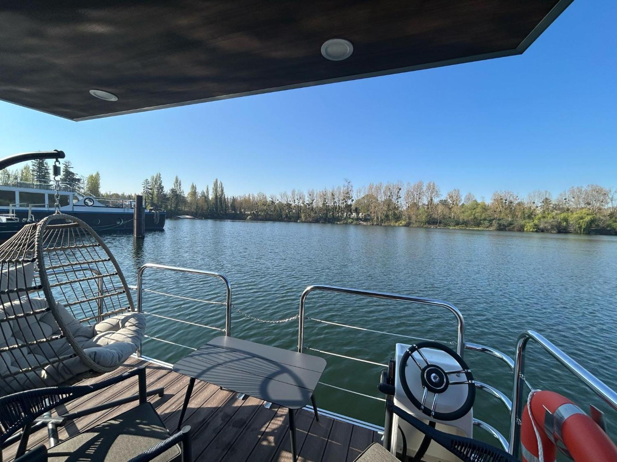 L'Escale Royale Saint-Martin-La-Garenne Port Ilon - Seine - Giverny المظهر الخارجي الصورة