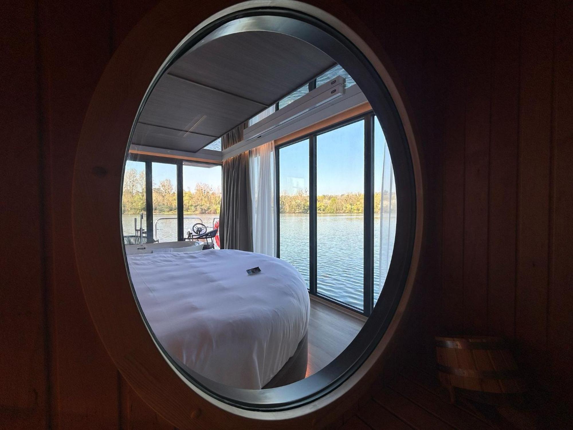 L'Escale Royale Saint-Martin-La-Garenne Port Ilon - Seine - Giverny المظهر الخارجي الصورة